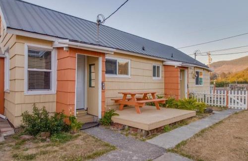 Rockaway Beach Casa | Starfish & Dolphin Combo