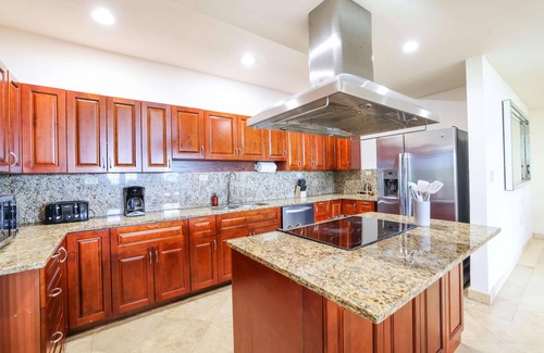Estate Enighed Villa | Starfruit Villa, Largest 2 Bedroom