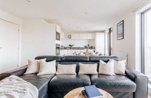 Southampton City Centre Apartamento | StarHost Residences | Awesome 2 Bedroom Penthouse Apartment with City Views