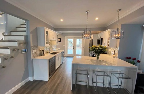 Williams Bay Casa | Starlake: A fully remodeled boutique style cottage