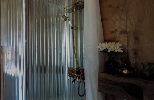 Cheboygan Cabina | "Starlight Cabin" Off-Grid Tiny Home on Lake Huron