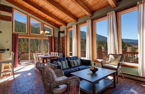 Sherwood Forest Casa | Starlit House