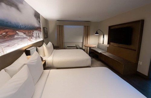 West Yellowstone Hotel | West Yellowstone Hotel, Yellowstone National Park