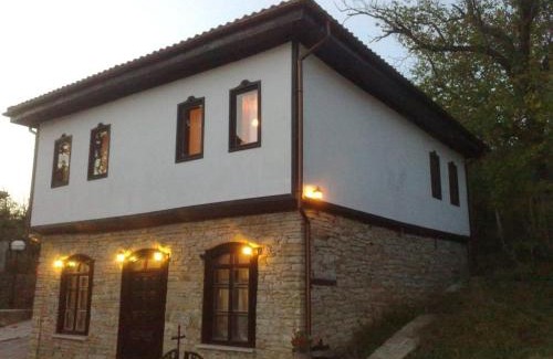 Subotkovtsi Casa | Staroto Shkolo House - rooms for guests