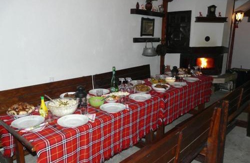 Subotkovtsi Casa | Staroto Shkolo House - rooms for guests