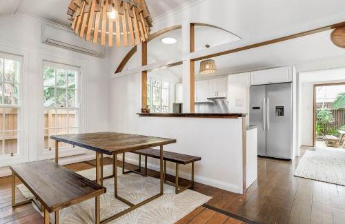 Byron Bay Casa | Starr Cottage - Quaint Cottage with a stunning pool - Close to everything Byron!