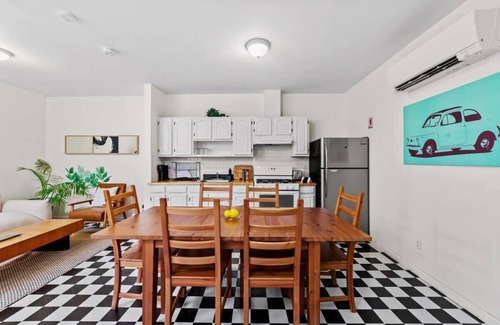 Bushwick Apartamento | Starr Place II by RoveTravel | Cozy 3BR Bushwick