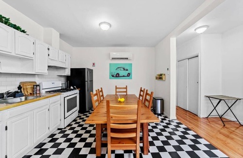 Bushwick Apartamento | Starr Place II by RoveTravel | Cozy 3BR Bushwick