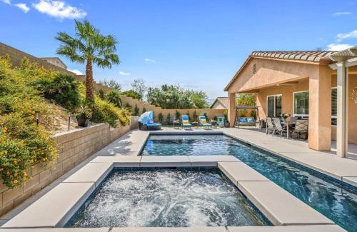 Desert Hot Springs Casa | Starry Night Escape