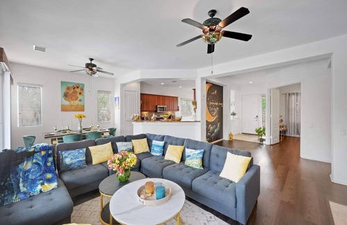 Desert Hot Springs Casa | “Starry Night Escape” House with Saltwater pool, jacuzzi, pool, PS4, tennis.