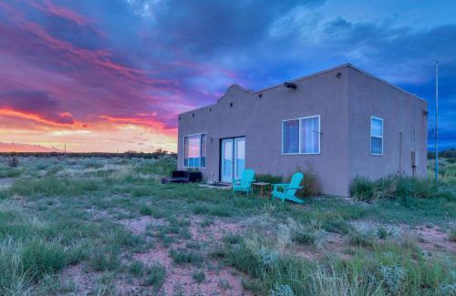 Claunch Apartamento | Starry Sky and Serene Setting Rural New Mexico Gem