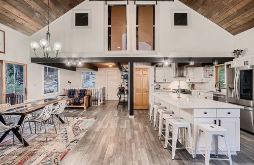 Black Hawk Casa | Starry Summit 4WD Oasis