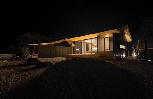 Toyo-cho Casa | Starry villa WANASA
