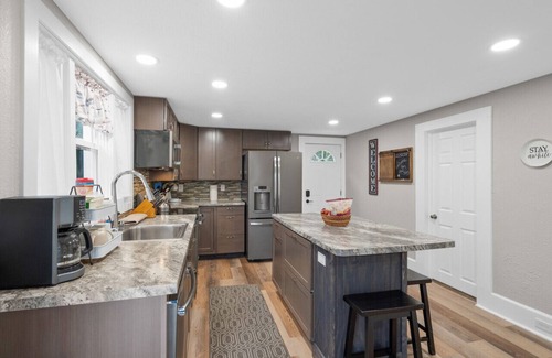 Upper Peninsula Michigan Casa | Start the Adventure - Welcoming 3BR Steps to Park!