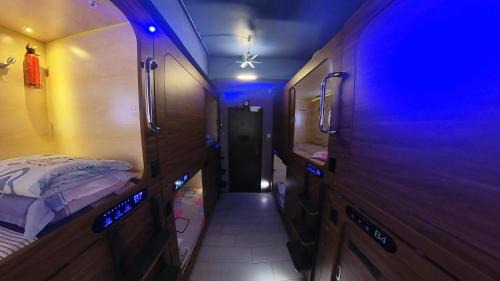 Causeway Bay Hotel | Starway Capsules