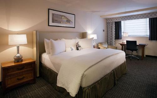 Foggy Bottom Hotel | State Plaza Hotel