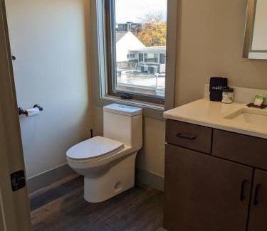 Traverse City Casa | State Street Downtown Condo