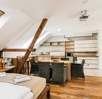 Blansko Casa | Statek Samsara