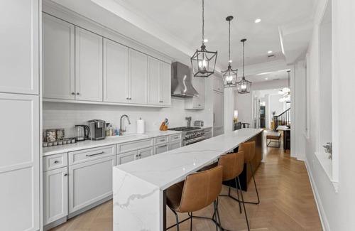 Bloomingdale Casa | Stately DC Rowhome | Spacious 7BR/4.5BA US Capitol