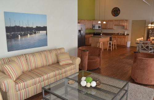 Holland Condominio | The Staterooms 2Q, Waterside View, piscina climatizada, cerca de la playa de Holland State Park