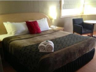 Curtin Hotel | Statesman Hotel