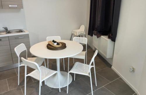 Ransart Apartamento | Station 171 Bruxelles-charleroi-airport