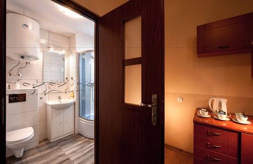 Warszawskie Hotel | Station Aparthotel