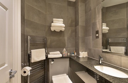 Fitzrovia Hotel | Staunton Hotel