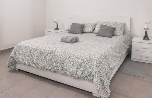 Downtown Apartamento | Staurenghi Blue Apartment