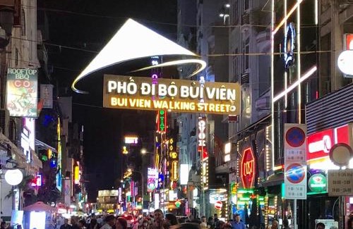 Bach Dang Riverside Casa | Stay and foody - 200m Bui Vien walking street