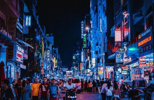 Bach Dang Riverside Casa | Stay and foody - 200m Bui Vien walking street