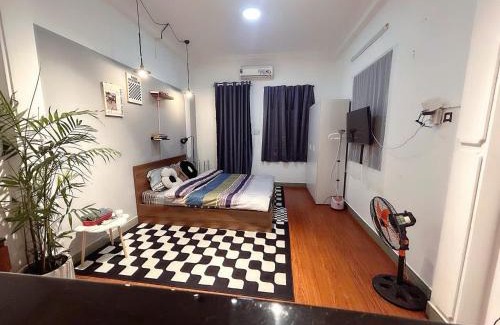 Bach Dang Riverside Casa | Stay and foody - 200m Bui Vien walking street