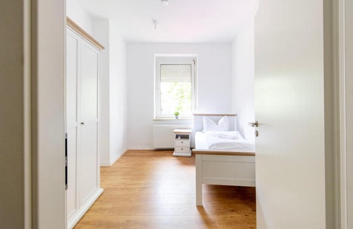 Gronau Apartamento | Stay and Work Apartment - 8 single beds - central