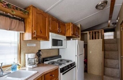 Neillsville Apartamento | Stay at this quaint home perfect for the traveling outdoors enthusiasts not far from Lake Arbutus.