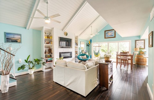 Severna Park Casa | Stay at Waterfront Home with Pier & Community Park