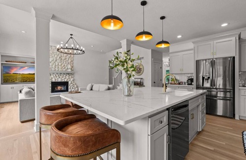 Lee's Summit Casa | Stay at Whispering Pines