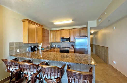 Pensacola Beach Condominio | Stay Beachfront at This Relaxing 2BR Beach Club Condo!