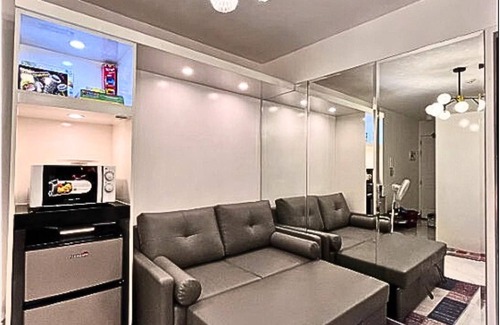 Paranaque Complejo | Stay Beside Mall of Asia Walk & Explore