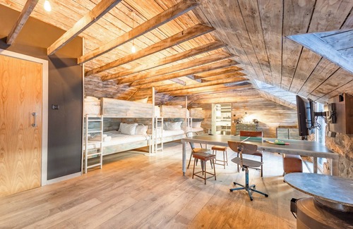 Old Town Hotel | Stay Central