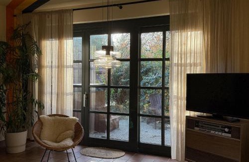 Otterlo Casa | Stay Classy - Cottage