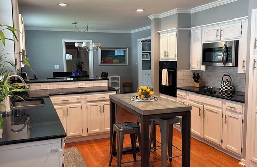 Wooded Estates Casa | Stay Close: Renovated Football Retreat!