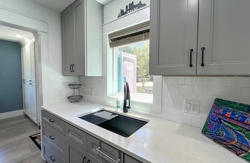 Northeast Pensacola Apartamento | Stay Cozy - near University of Florida