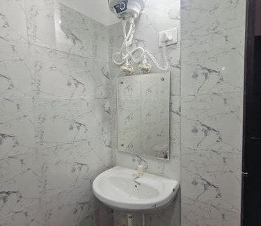 Mohangarh Casa | Stay For Couples Near IIM College