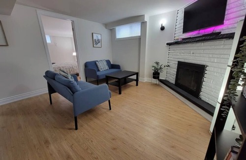 Etobicoke Casa | Stay for two| Private Bedroom, Kitchen and Bath