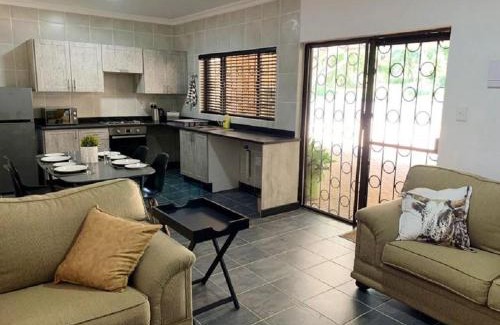 Hartbeespoort Apartamento | Stay Harties Accommodation