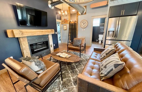 Nelson Condominio | Stay Historical - Boiler Maker Office Turns Vacation Destination