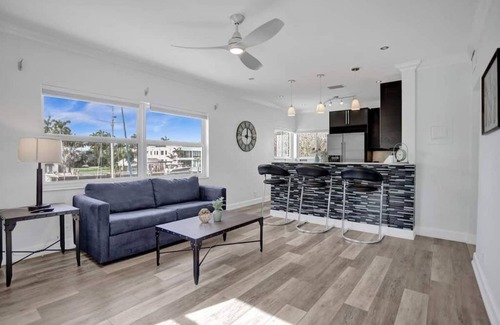 Hendricks and Venice Isles Apartamento | Stay Hospitality - Hendricks Isle