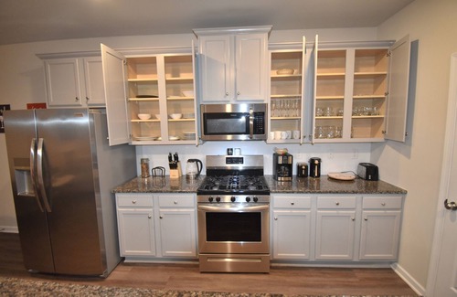 Winder Casa | Stay in a Brand New Townhome in Winder!
