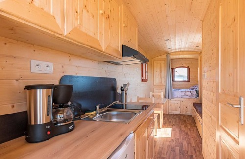 Vy-le-Ferroux Cabaña | Estancia en caravana con piscina y WiFi en Valle del Saona