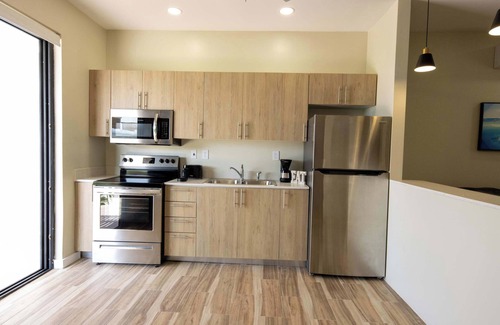 Leeward Settlement Apartamento | Stay in a Long Bay Beach Villa with a Shared Pool